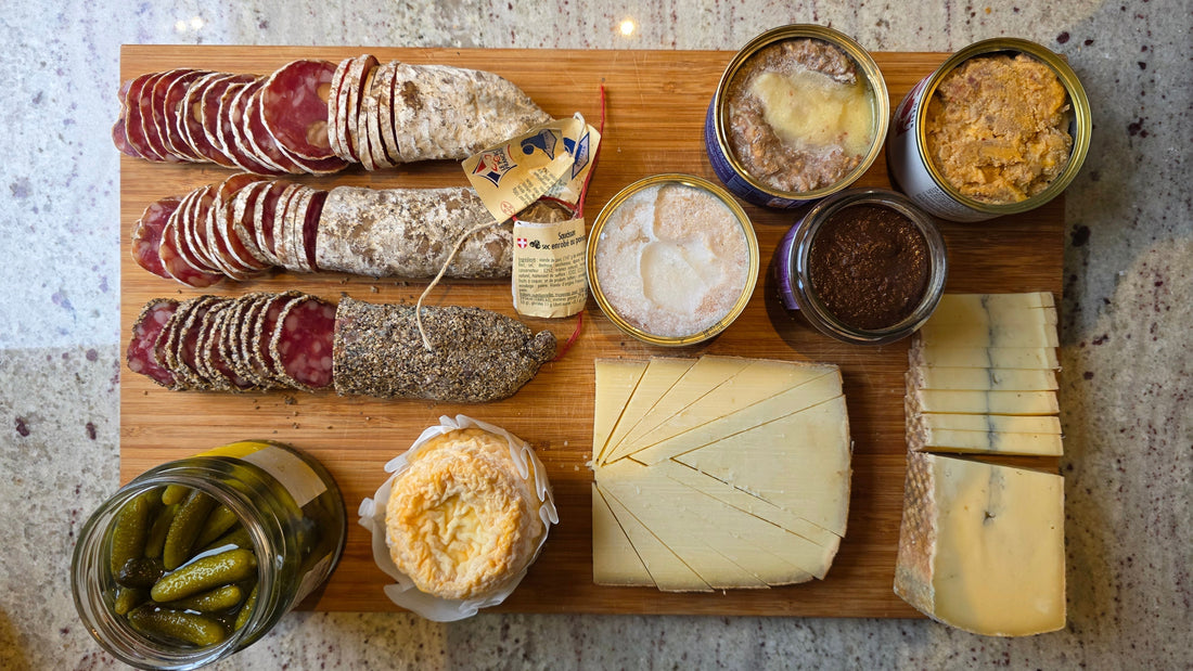 Réussir un Apéro Français en 10 Min : Nos Astuces Express de Semaine - Le Cornichon